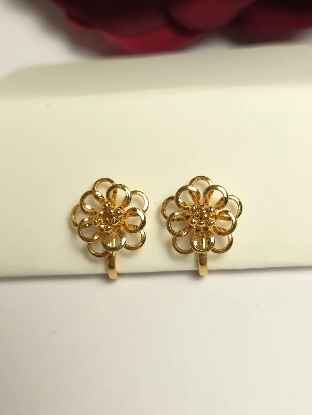 Vintage Gold Plated Open Petal Flower Earrings Clip on Dainty Earrings